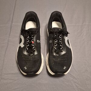 On Cloudmonster 2 Women's Size 8 Black White Running Shoes Sneakers 3WE10111197